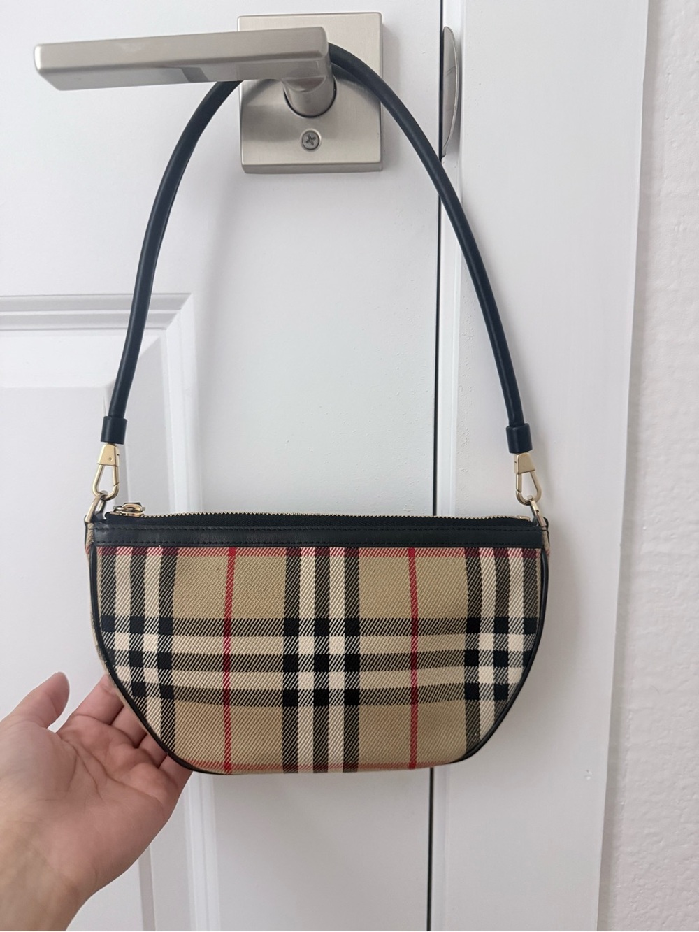 Burberry designer Plaid Pattern Half-Moon Shoulder Bag - Beige/Black